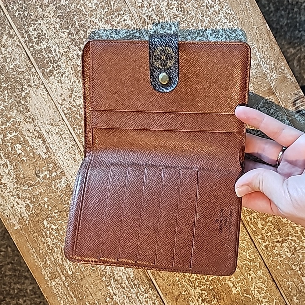 SOLD!!!  Louis Vuitton Monogram Porte Papier Zipper Bifold Wallet EUC with COA - Picture 7 of 15